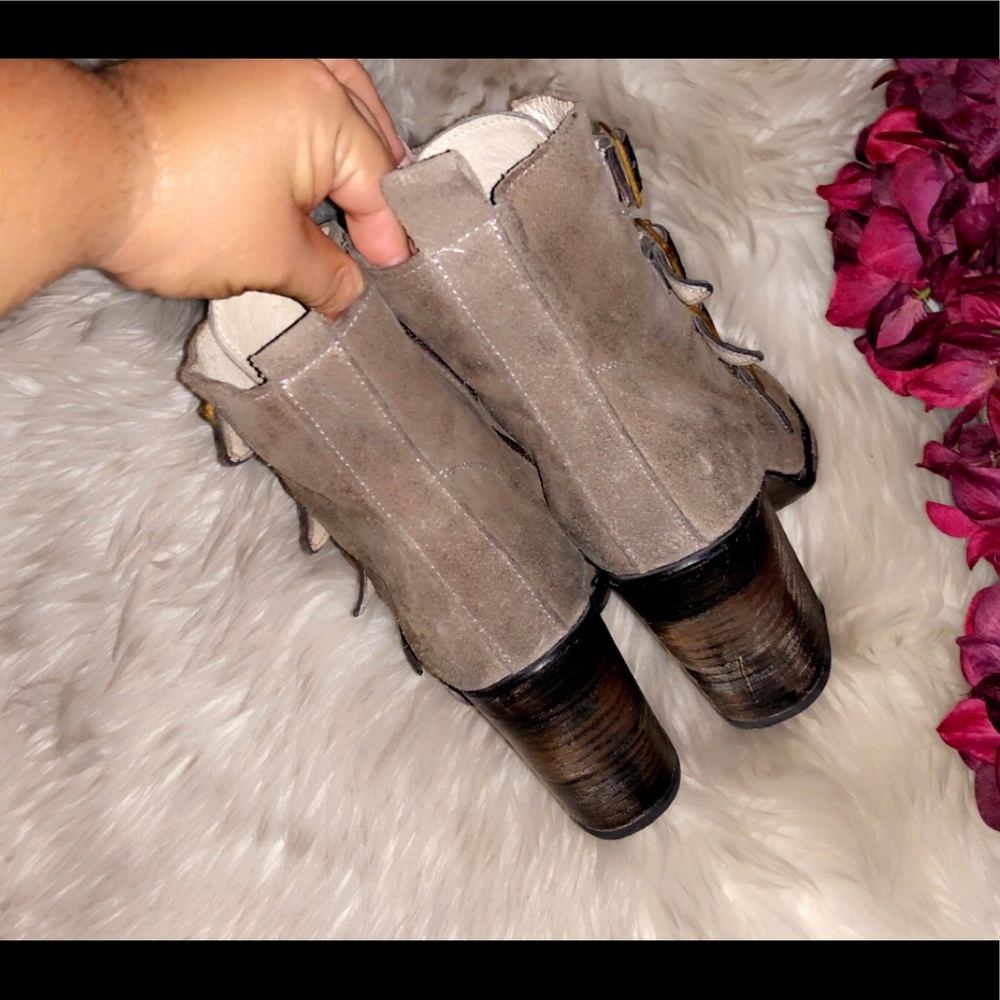 FREEBIRD Banjo Suede Ankle Bootie - Picture 7 of 10